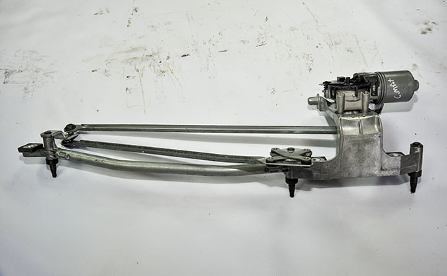 Ford çıkma yedek C-Max cam silgi mekanizması