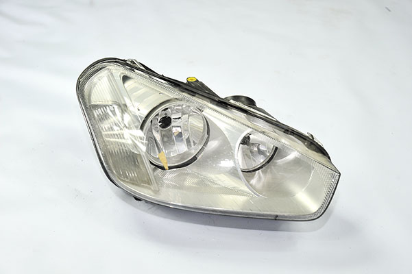 Ford çıkma yedek C-Max sağ düz far