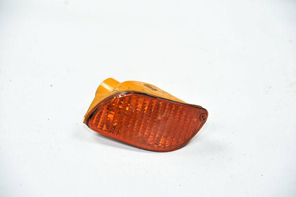 Ford Çıkma Yedek Focus 1 Ön Tampon Sinyali (Çıkma  Orijinal)